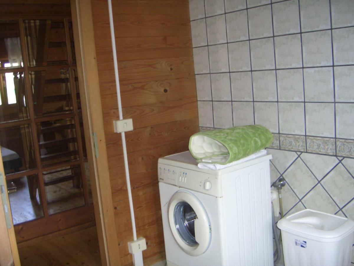 Chalet L Oasi Di Ambra 8 Posti Letto Con Uso Piscina 아르데아 외부 사진