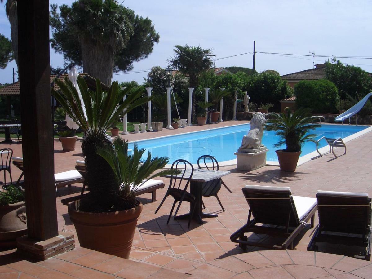 Chalet L Oasi Di Ambra 8 Posti Letto Con Uso Piscina 아르데아 외부 사진